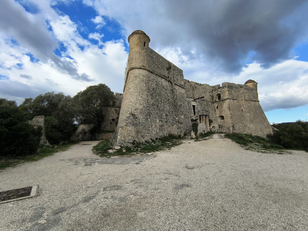 Picnic in famiglia al Forte del Mont Alban