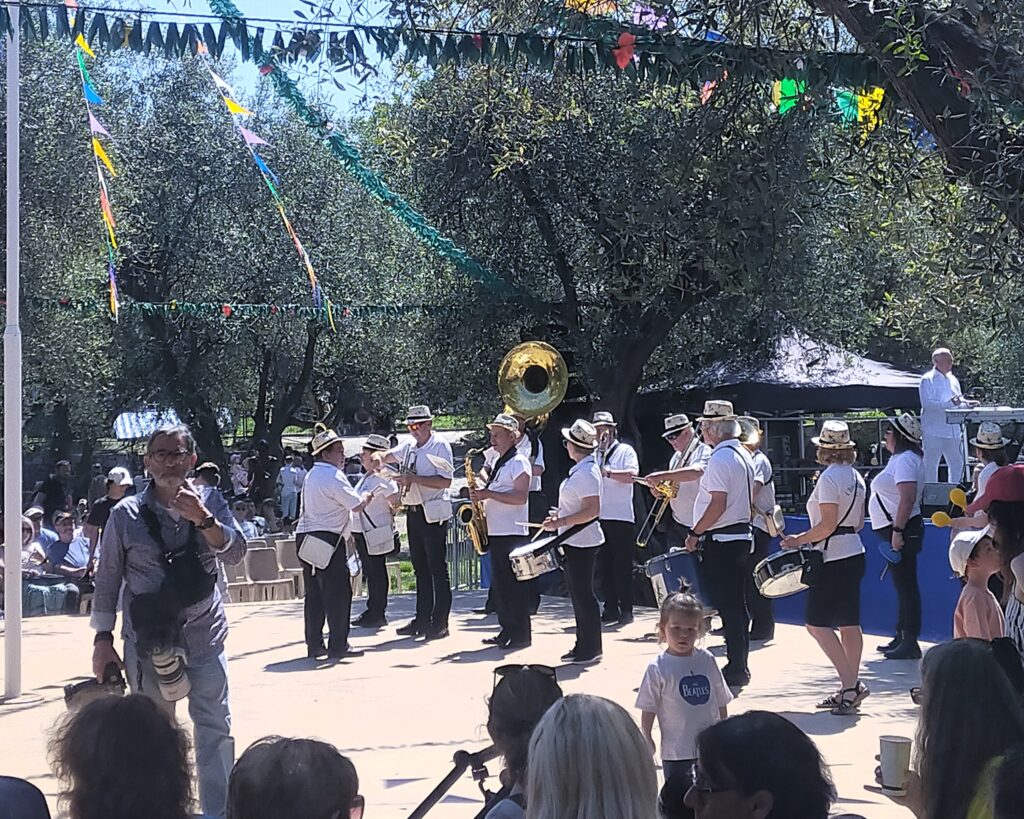 Festa dei Mai a Nizza: il folklore autentico della Costa Azzurra